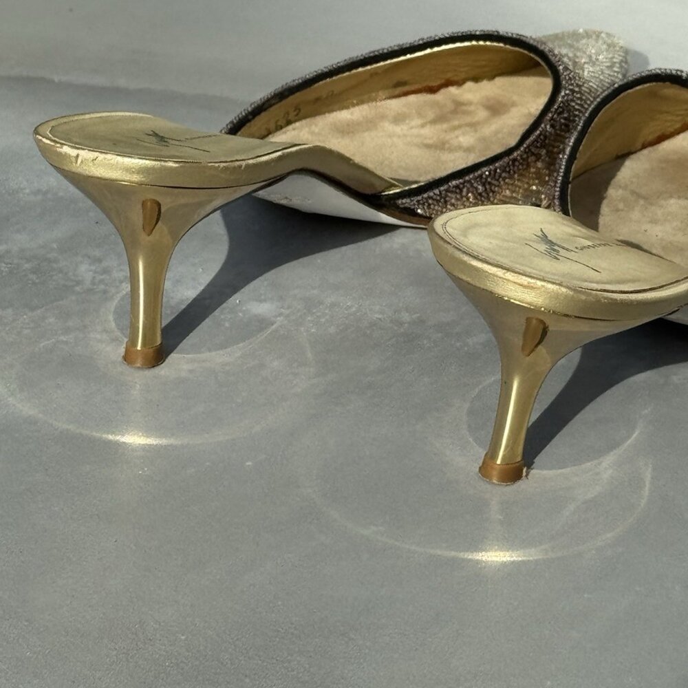 Giuseppe Zanotti Embellished Beaded Kitten Heels - Picture 7 of 15
